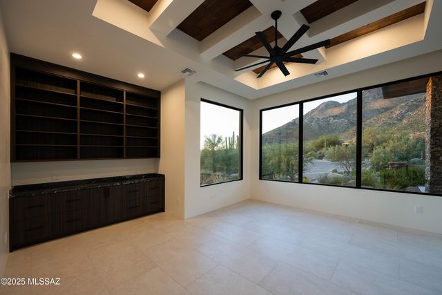 2155 E Desert Garden Drive, Tucson, AZ 85718