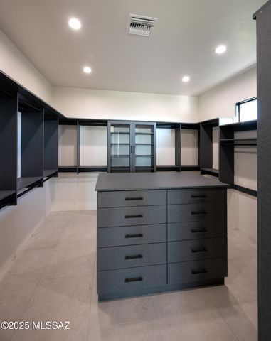 2155 E Desert Garden Drive, Tucson, AZ 85718