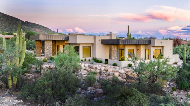 2155 E Desert Garden Drive, Tucson, AZ 85718