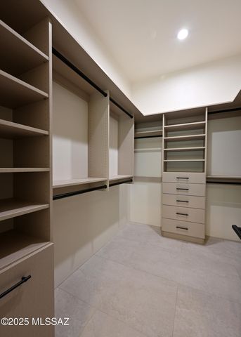 2155 E Desert Garden Drive, Tucson, AZ 85718