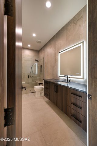 2155 E Desert Garden Drive, Tucson, AZ 85718