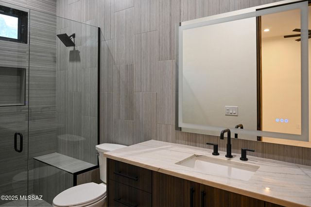 2155 E Desert Garden Drive, Tucson, AZ 85718