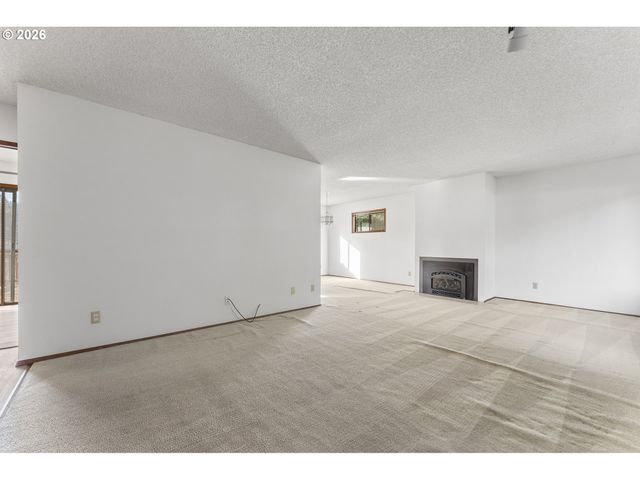 13470 Sw 24TH St, Beaverton, OR 97008