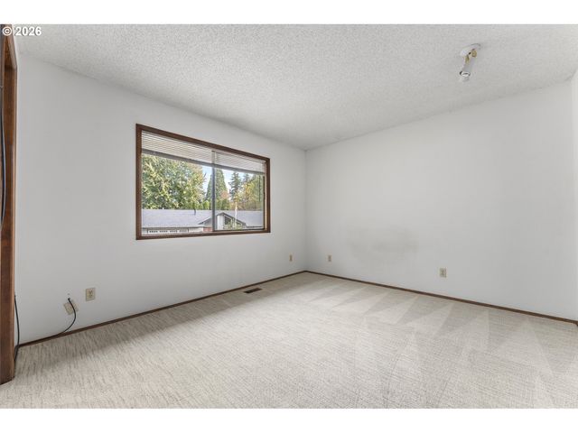 13470 Sw 24TH St, Beaverton, OR 97008