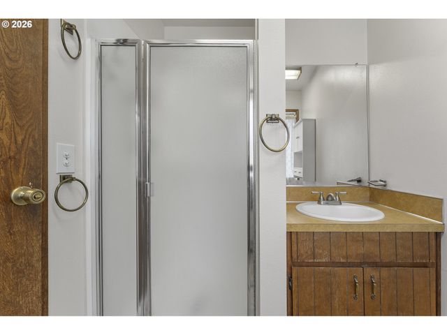 13470 Sw 24TH St, Beaverton, OR 97008