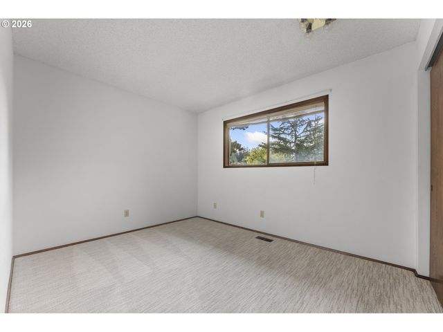 13470 Sw 24TH St, Beaverton, OR 97008