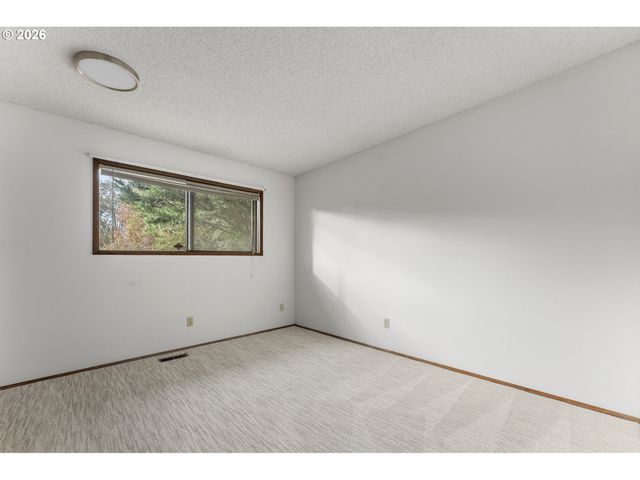 13470 Sw 24TH St, Beaverton, OR 97008