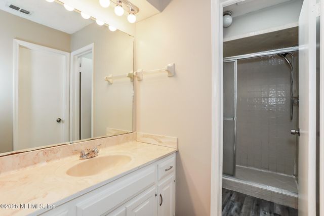 7213 SECRET WOODS Drive, Jacksonville, FL 32216
