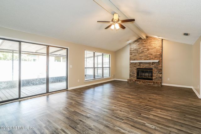 7213 SECRET WOODS Drive, Jacksonville, FL 32216