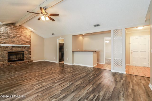 7213 SECRET WOODS Drive, Jacksonville, FL 32216