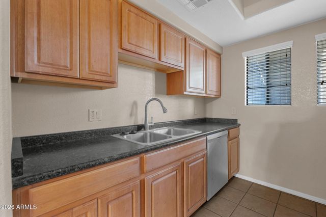 3434 E BASELINE Road 166, Phoenix, AZ 85042