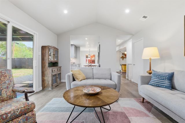 3208 Yellowpine TER, Austin, TX 78757