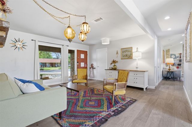 3208 Yellowpine TER, Austin, TX 78757