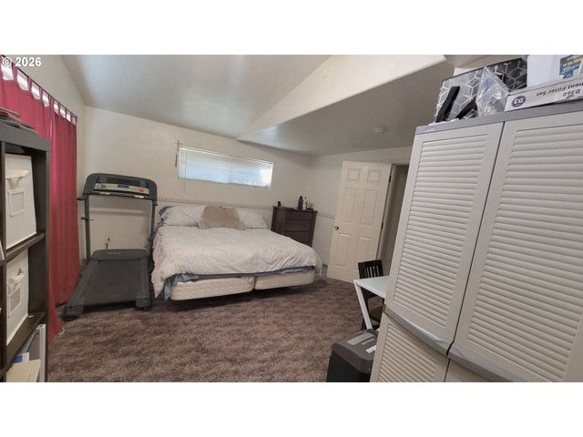 724 Ne LAURANCE St, Myrtle Creek, OR 97457