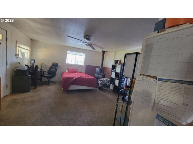 724 Ne LAURANCE St, Myrtle Creek, OR 97457