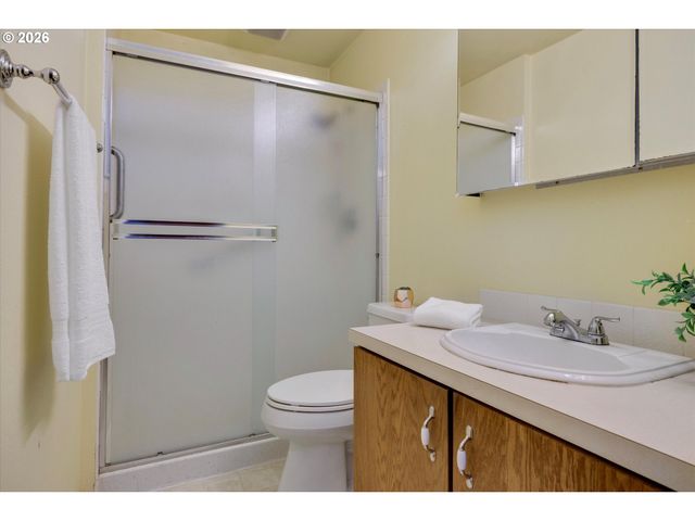 12980 Sw 5TH St, Beaverton, OR 97005