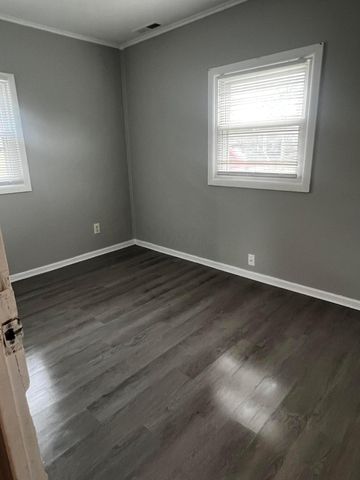 3180 E 12th Avenue, Columbus, OH 43219