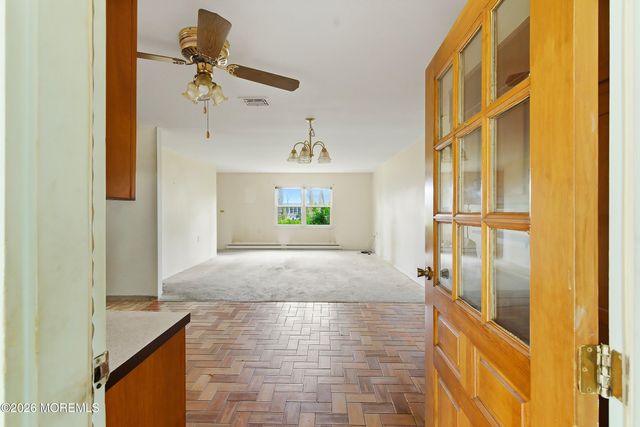 78B Dorchester Drive 1002, Lakewood, NJ 08701