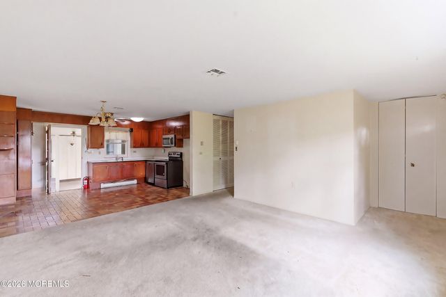 78B Dorchester Drive 1002, Lakewood, NJ 08701