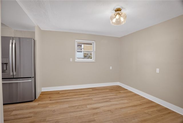 2963 Espy Ave, Dormont, PA 15216