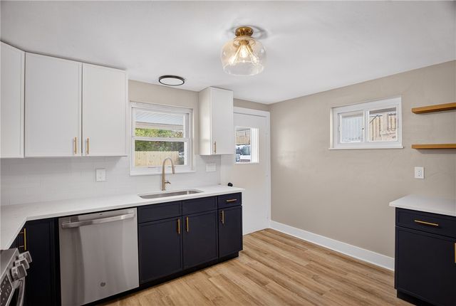 2963 Espy Ave, Dormont, PA 15216