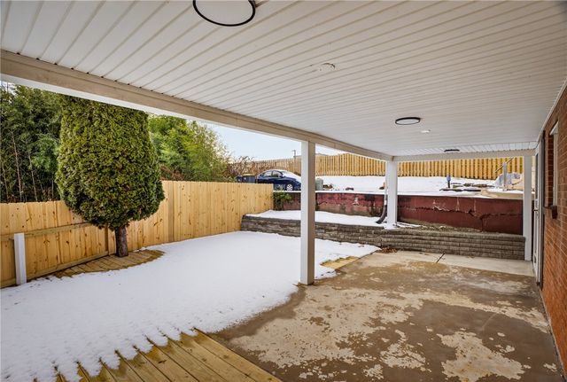 2963 Espy Ave, Dormont, PA 15216