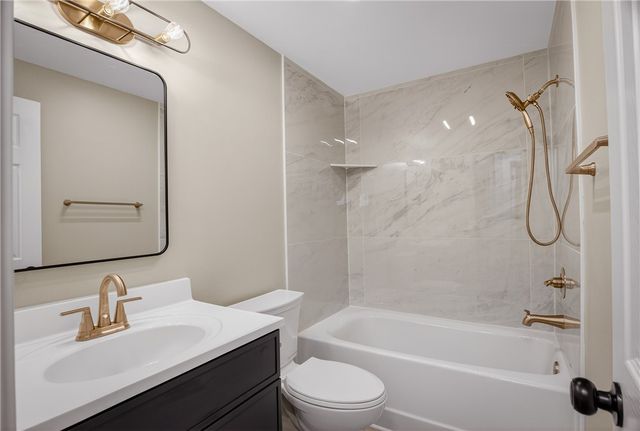 2963 Espy Ave, Dormont, PA 15216