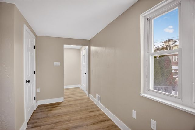 2963 Espy Ave, Dormont, PA 15216