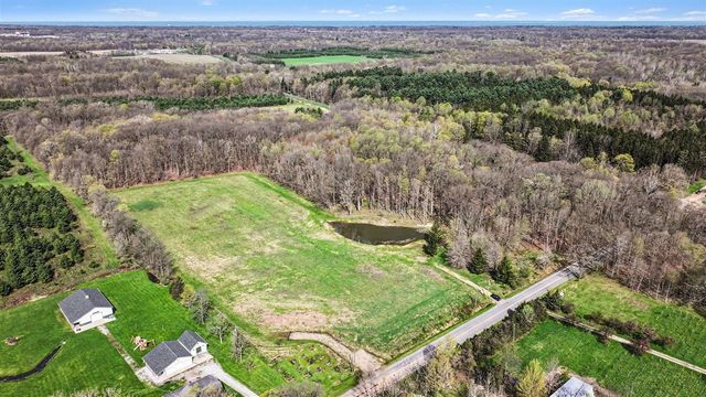 18906 S Lakeside Road, New Buffalo, MI 49117
