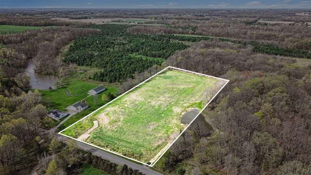 18906 S Lakeside Road, New Buffalo, MI 49117