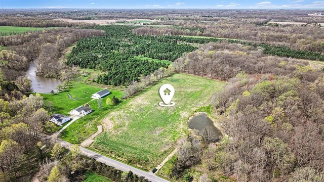 18906 S Lakeside Road, New Buffalo, MI 49117