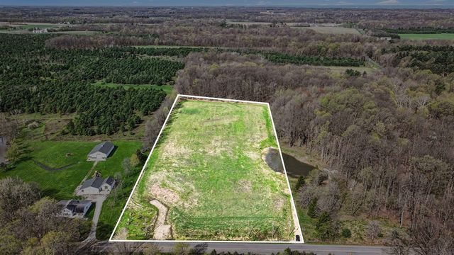 18906 S Lakeside Road, New Buffalo, MI 49117