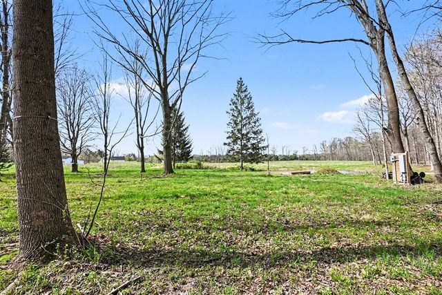 18906 S Lakeside Road, New Buffalo, MI 49117