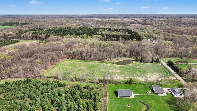 18906 S Lakeside Road, New Buffalo, MI 49117