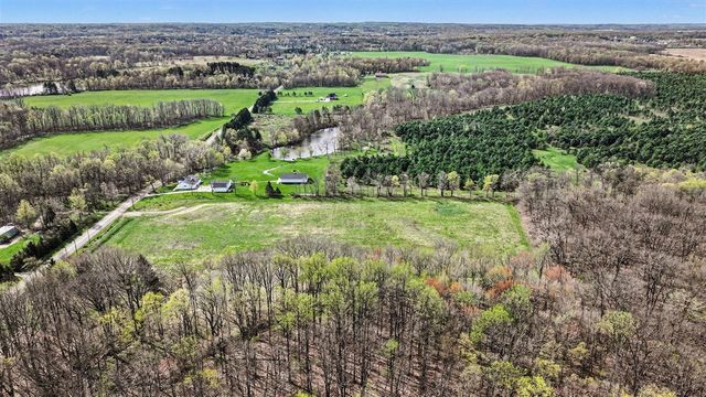 18906 S Lakeside Road, New Buffalo, MI 49117
