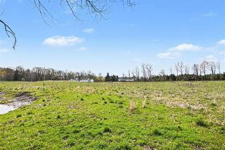 18906 S Lakeside Road, New Buffalo, MI 49117
