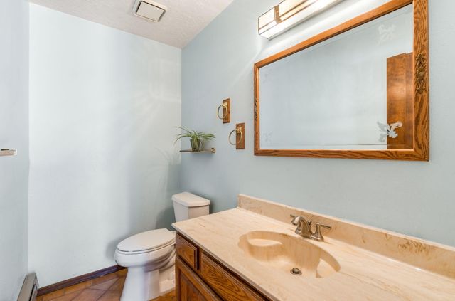 98 Lagarto Road, Tijeras, NM 87059