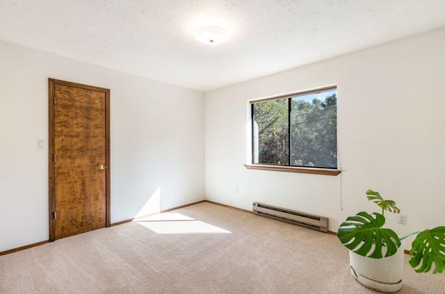 98 Lagarto Road, Tijeras, NM 87059