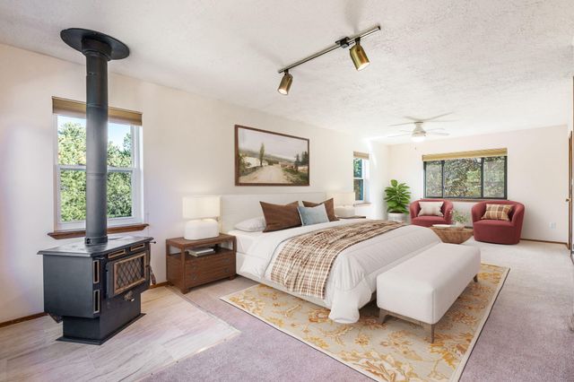 98 Lagarto Road, Tijeras, NM 87059