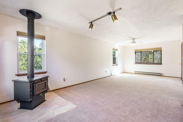 98 Lagarto Road, Tijeras, NM 87059