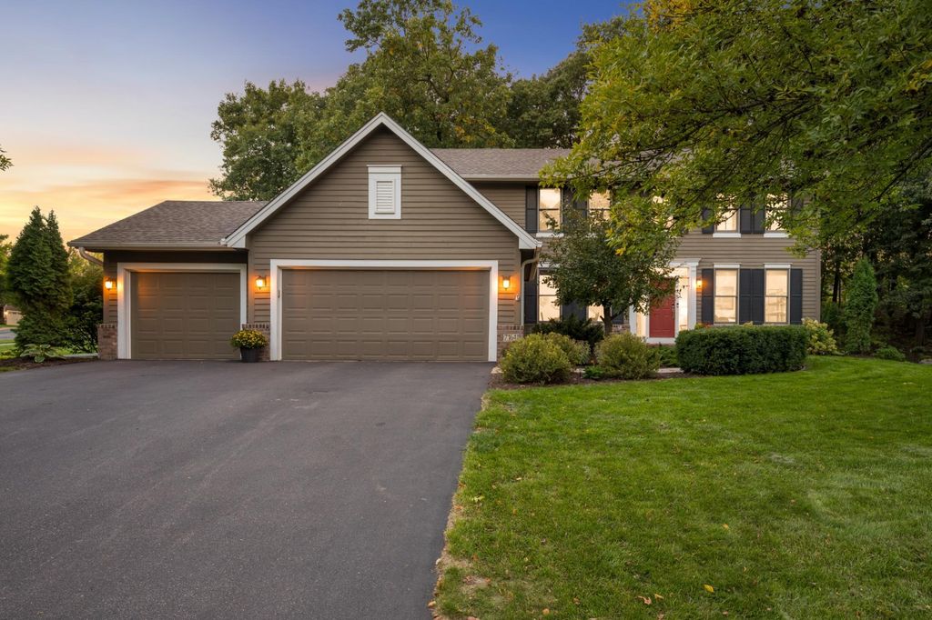 7164 Harrison Hill Trail, Chanhassen, MN 55317 — photo 3