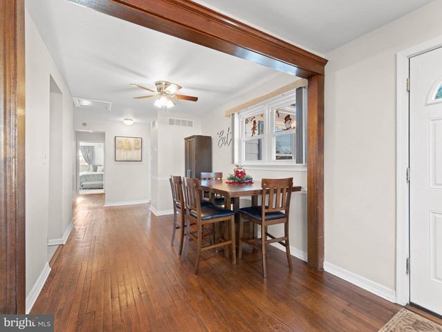 20 E LANDING RD, Blackwood, NJ 08012