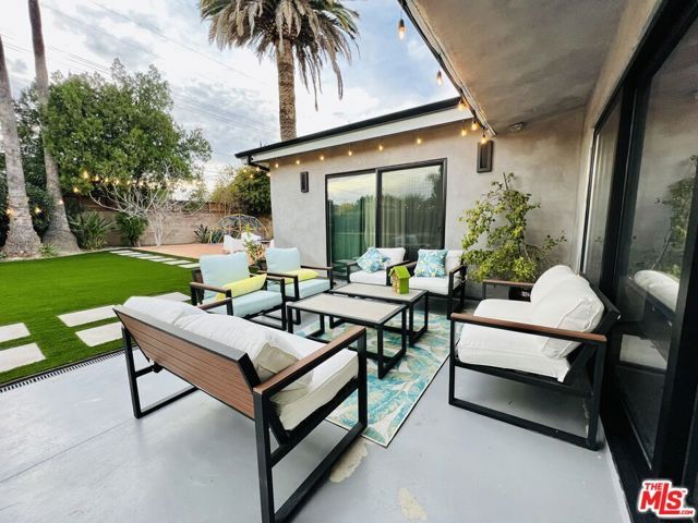 4821 Heaven Avenue, Woodland Hills (los Angeles), CA 91364