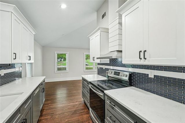 2228 Polar Rock Avenue SW, Atlanta, GA 30315