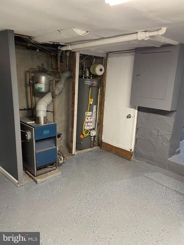 3211 CHESTERFIELD AVE, Baltimore, MD 21213