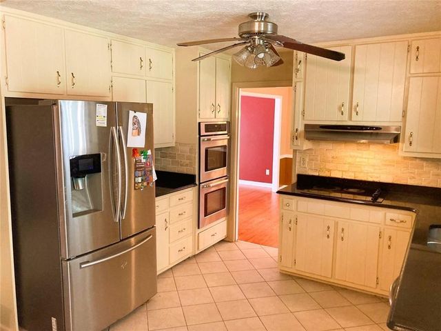 2100 Old Forge Way, Marietta, GA 30068