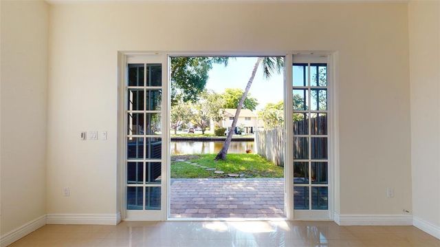 632 NE 20th Street 4, Wilton Manors, FL 33305