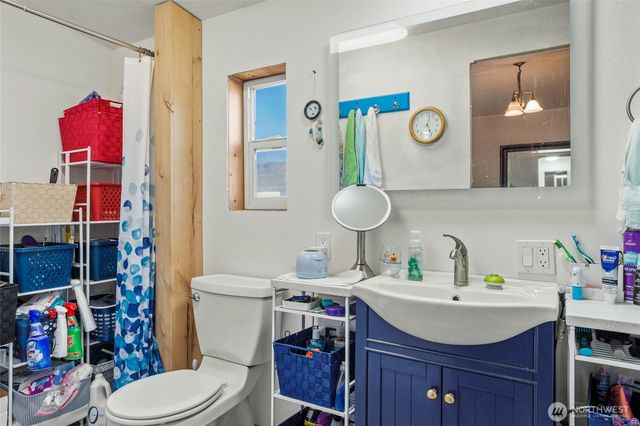 12290 Washington Highway 10, Ellensburg, WA 98926