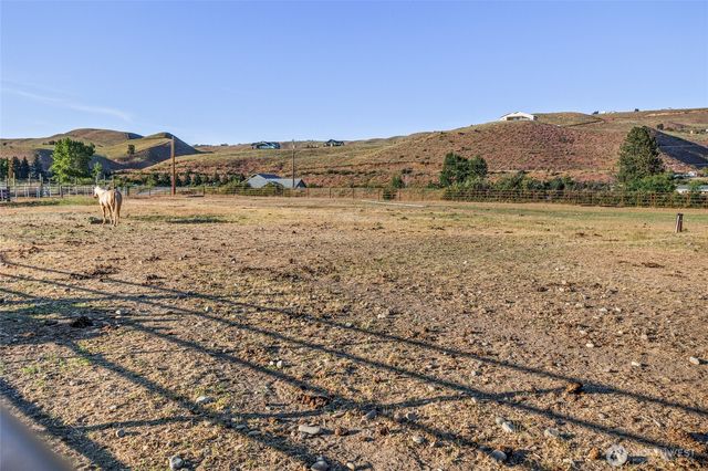 12290 Washington Highway 10, Ellensburg, WA 98926