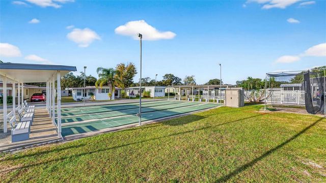 684 CINDI AVENUE, Leesburg, FL 34788